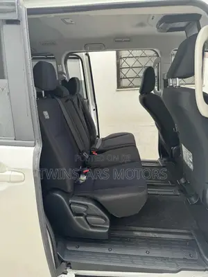 Toyota Voxy 2019 White