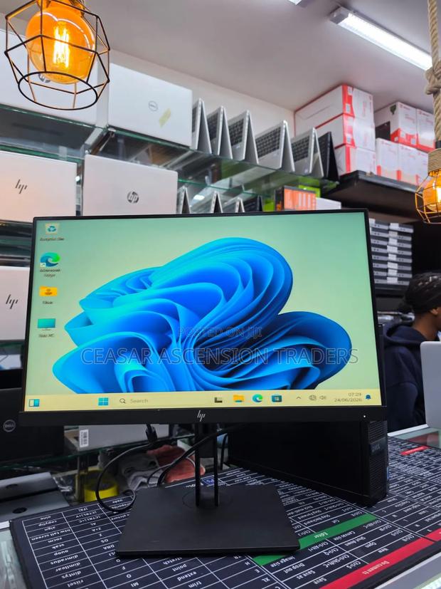 Hp Z22 Monitor - thumbnail 2