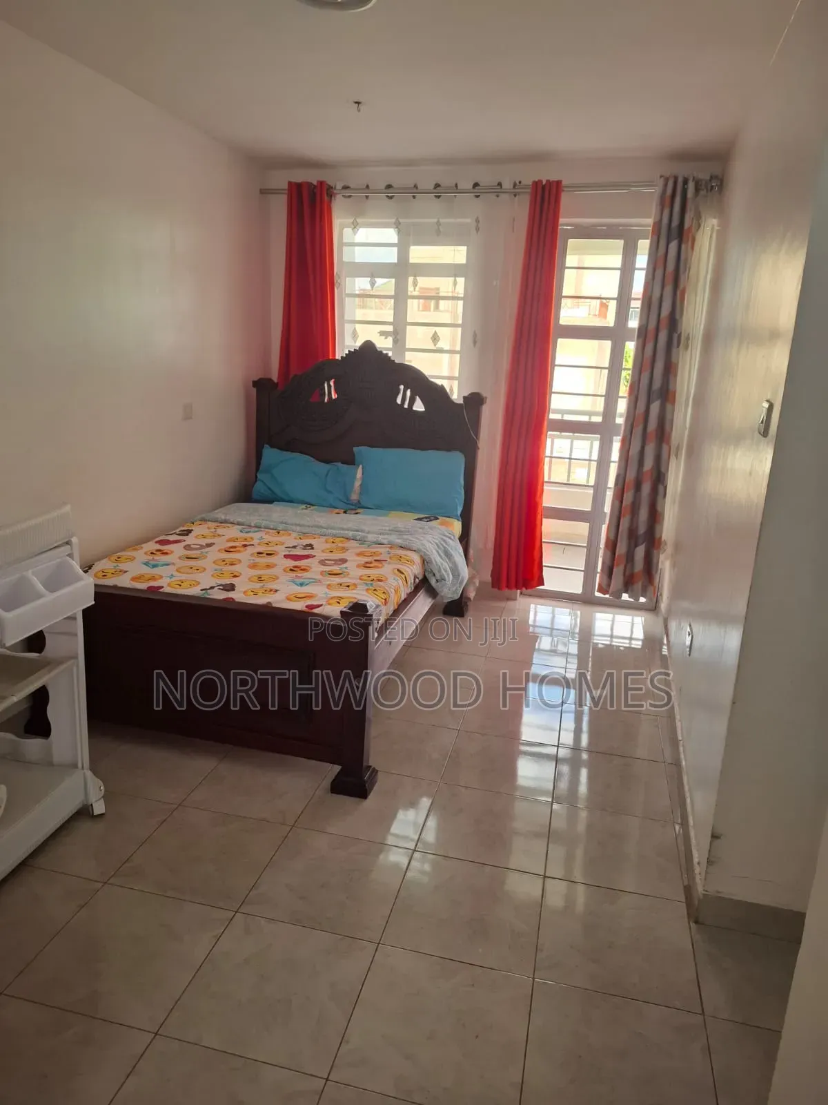 4bdrm Mansion in Kamakis for sale