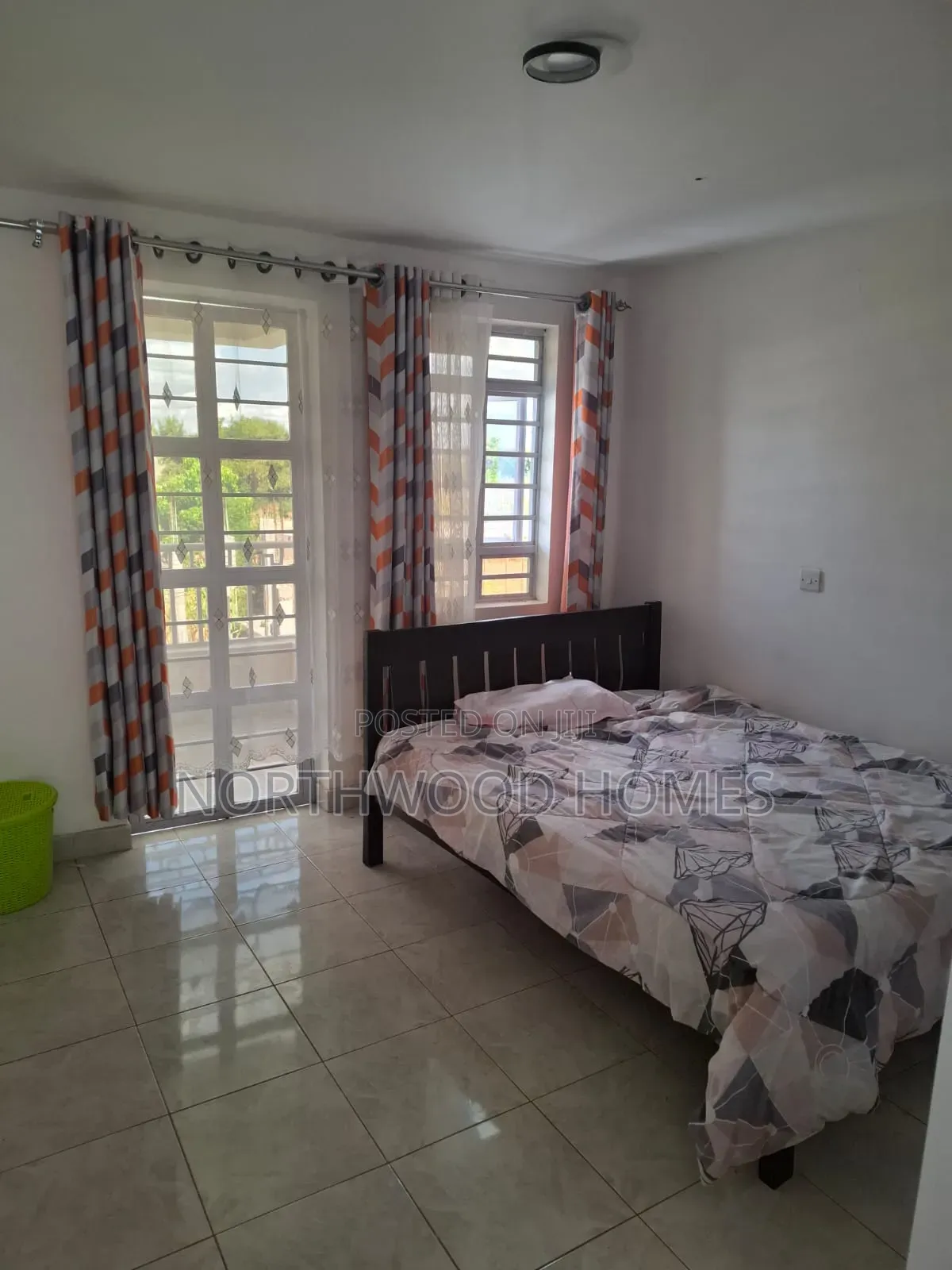 4bdrm Mansion in Kamakis for sale