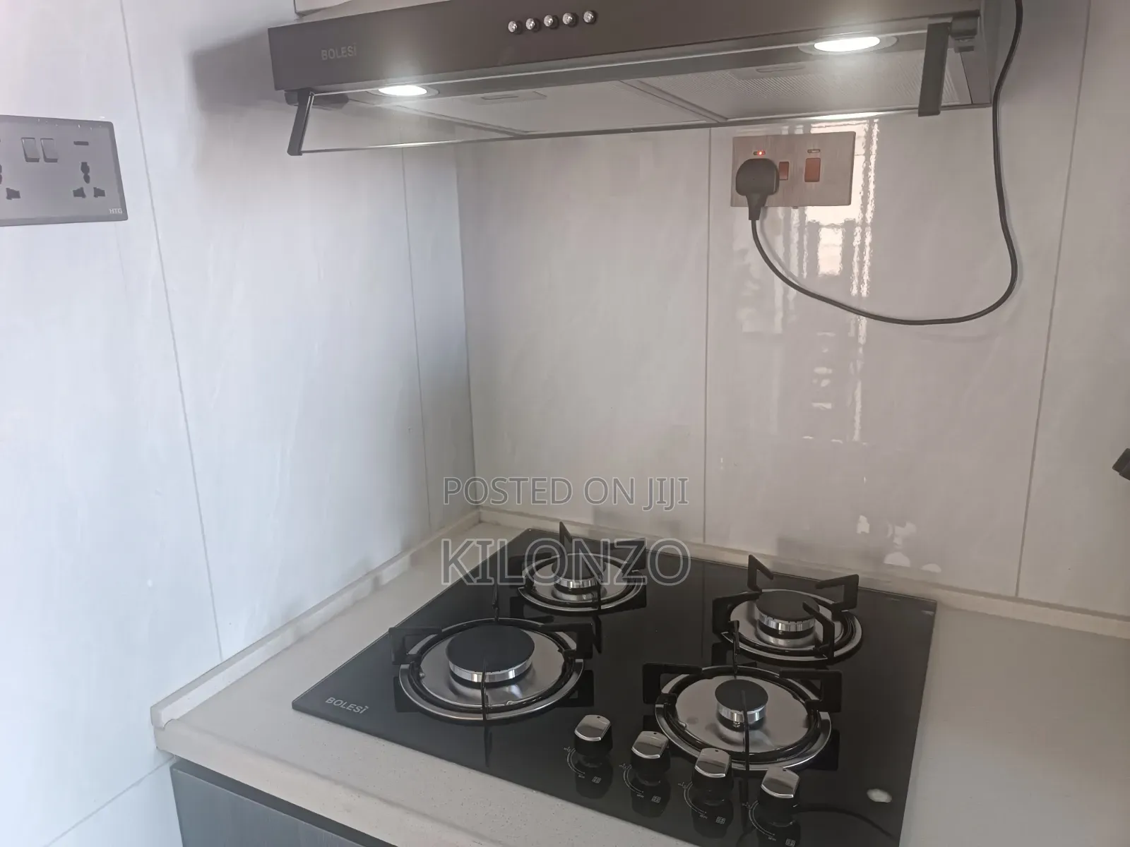 3bdrm Apartment in Near Links Road, Nyali Mkomani for sale