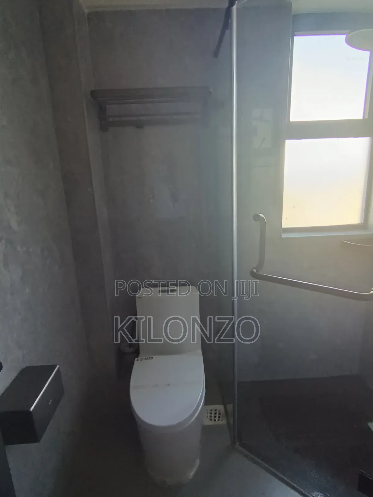 3bdrm Apartment in Near Links Road, Nyali Mkomani for sale