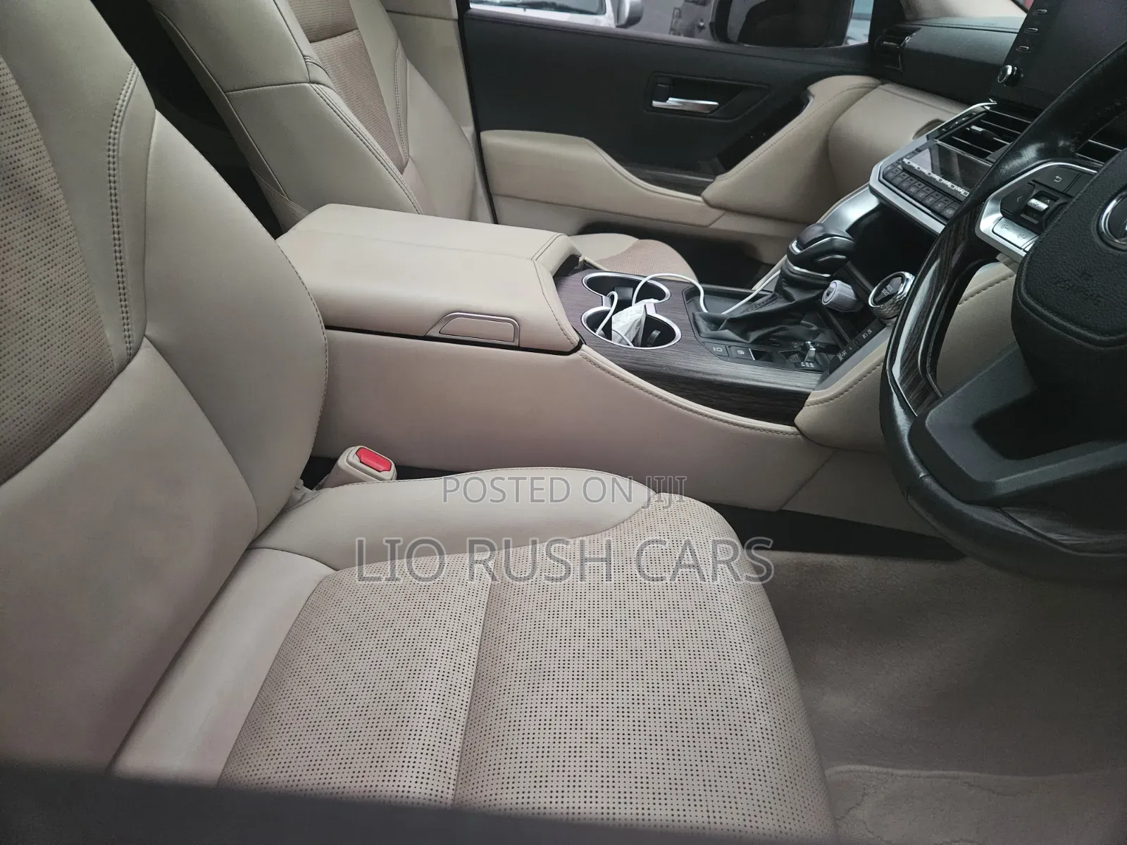 Toyota Land Cruiser 2023 White