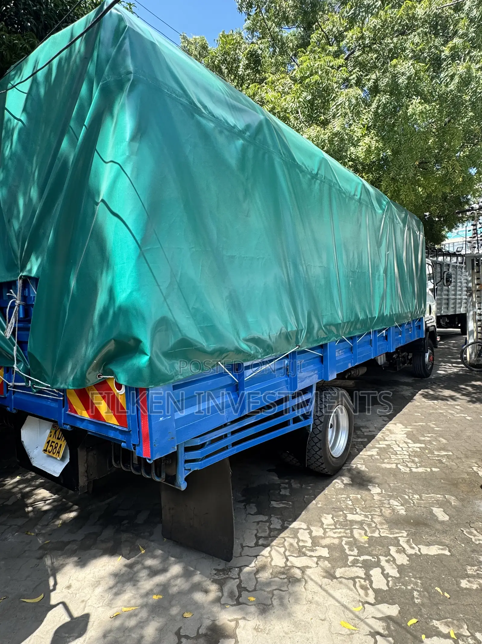Isuzu FRR 2023 White