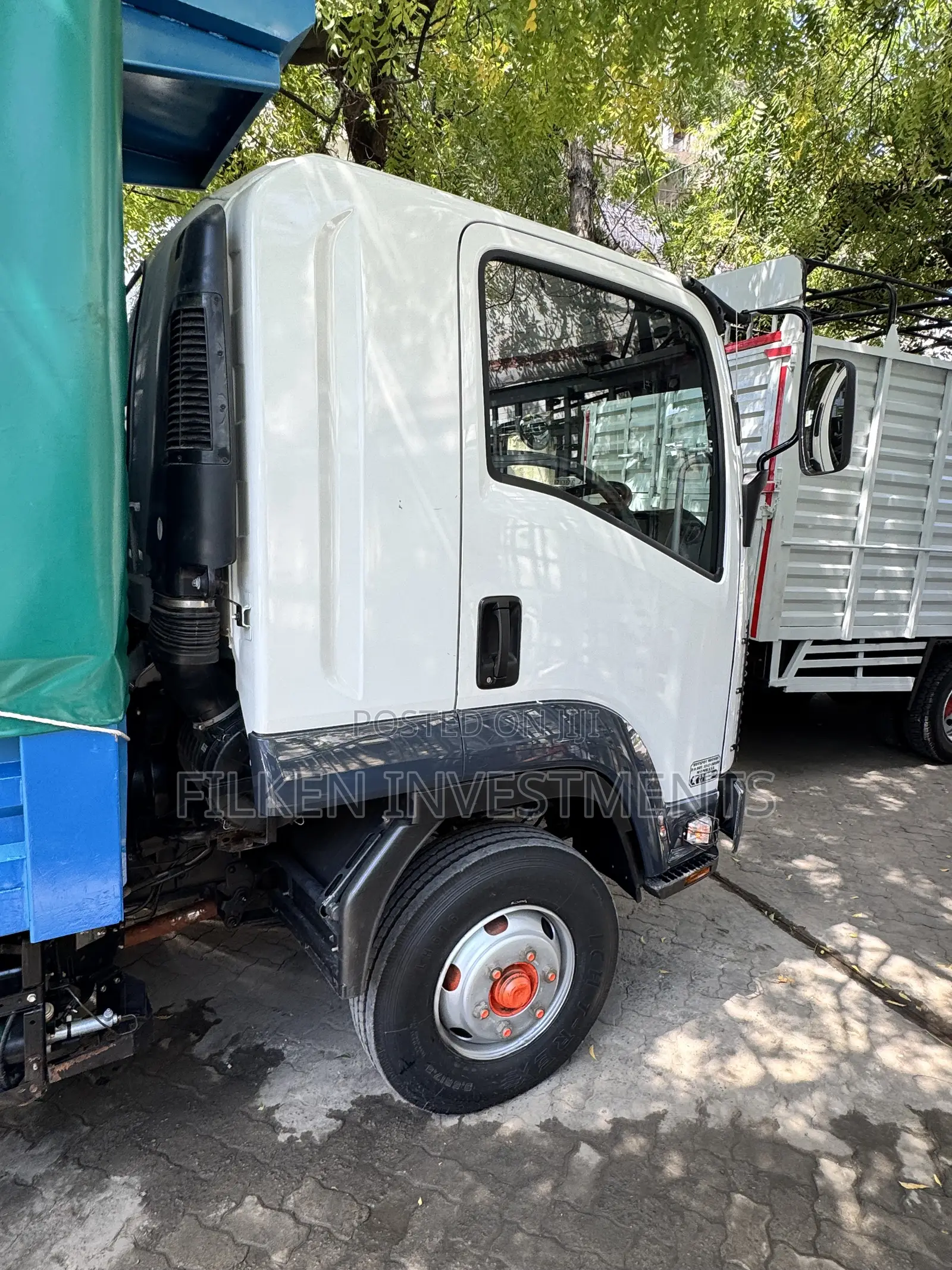Isuzu FRR 2023 White