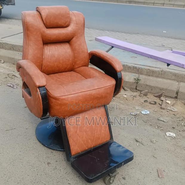 Barber Chair, Brown Colour 