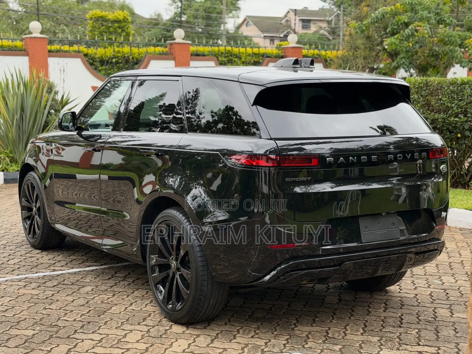 Land Rover Range Rover 2023 Black