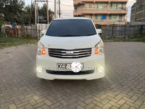 Toyota Noah 2013 White