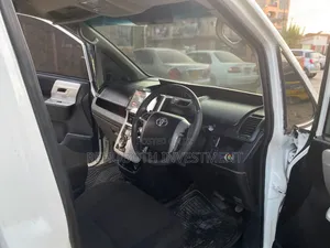 Toyota Noah 2013 White