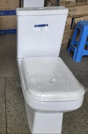 Top Flush Close Couple Toilet