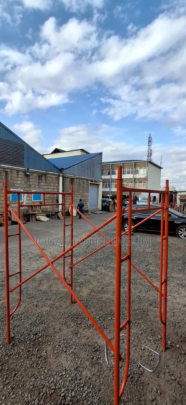 Scaffolding Ladders – Tough Construction Access Equipment - thumbnail 2