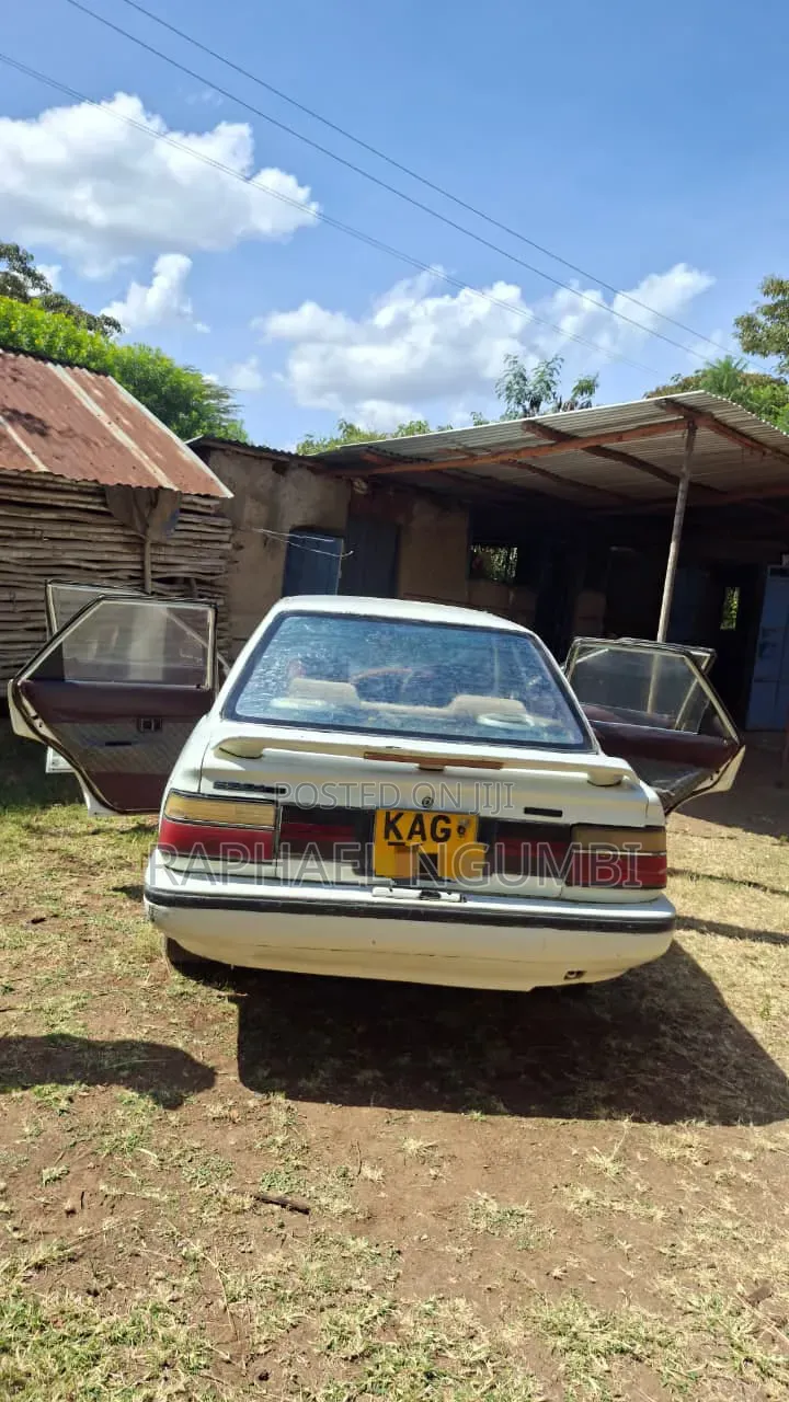 Toyota Corolla 1996 White