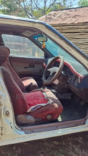 Toyota Corolla 1996 White