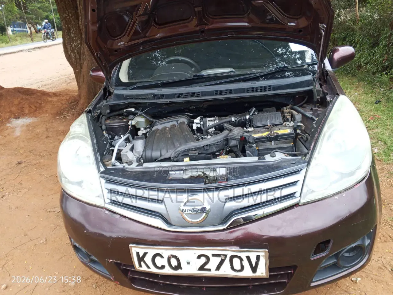 Nissan Note 2011 Burgundy