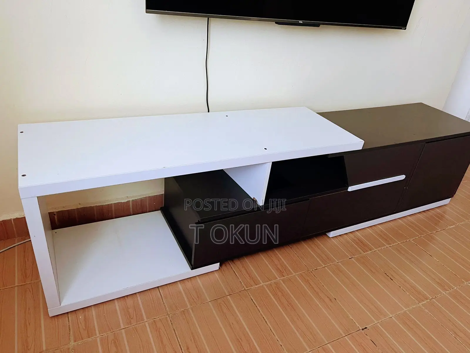 9-Foot Tv Stand