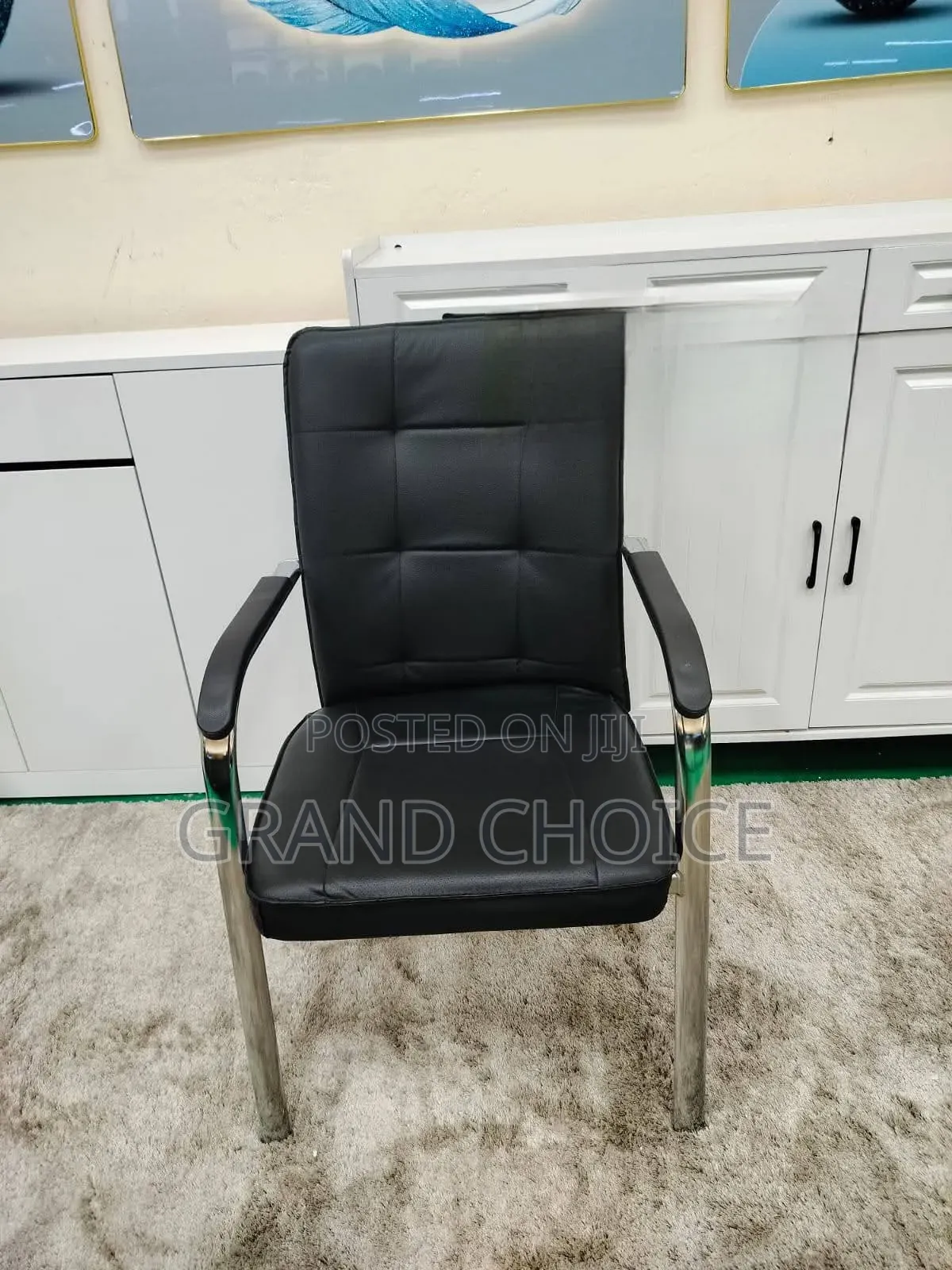 Comfort Leather Visitors Chair
