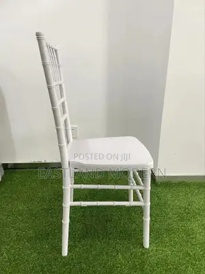 Comfort Event White Chair