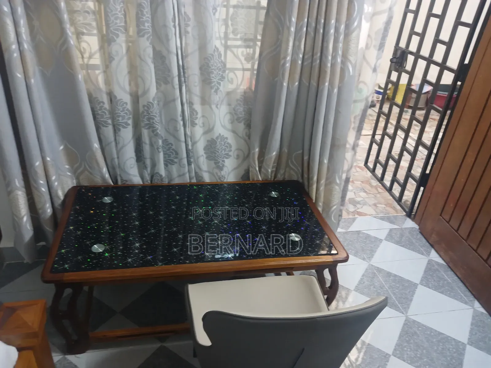 Studio Airbnb in Mombasa CBD at Kizingo Area Near Mama Ngina Drive