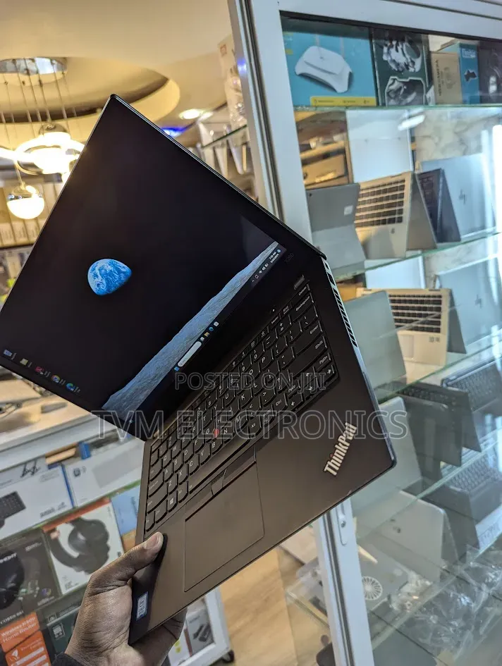 Laptop Lenovo ThinkPad X280 16GB Intel Core i7 SSD 256GB