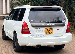 Subaru Forester 2005 White