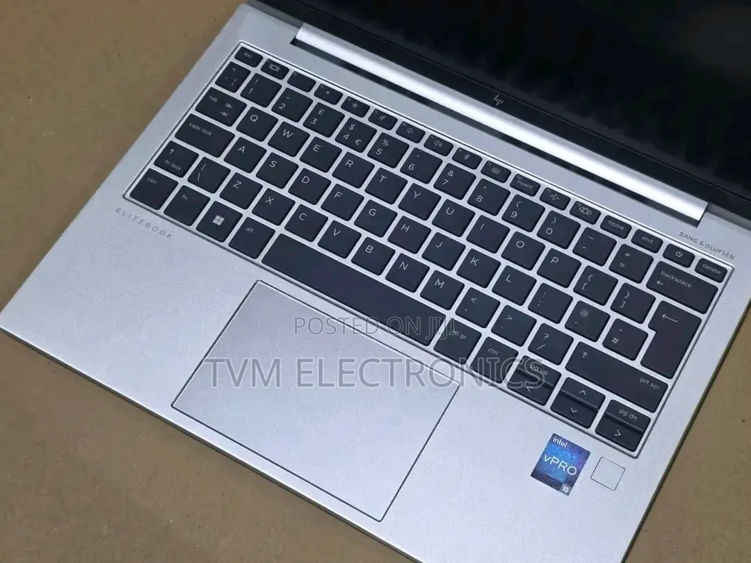 Laptop HP EliteBook 830 G9 16GB Intel Core i5 SSD 256GB