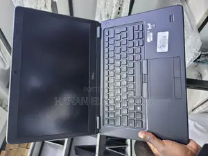 New Laptop Dell Latitude 5300 8GB Intel Core i7 SSD 256GB