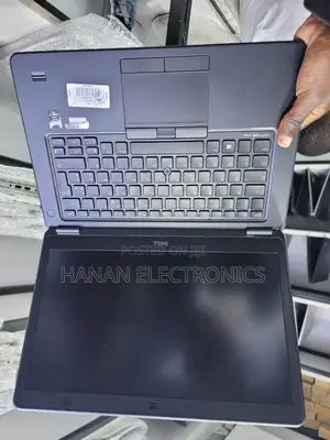New Laptop Dell Latitude 5300 8GB Intel Core i7 SSD 256GB