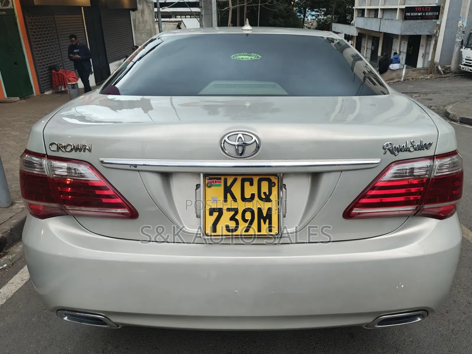 Toyota Crown 2012 Beige
