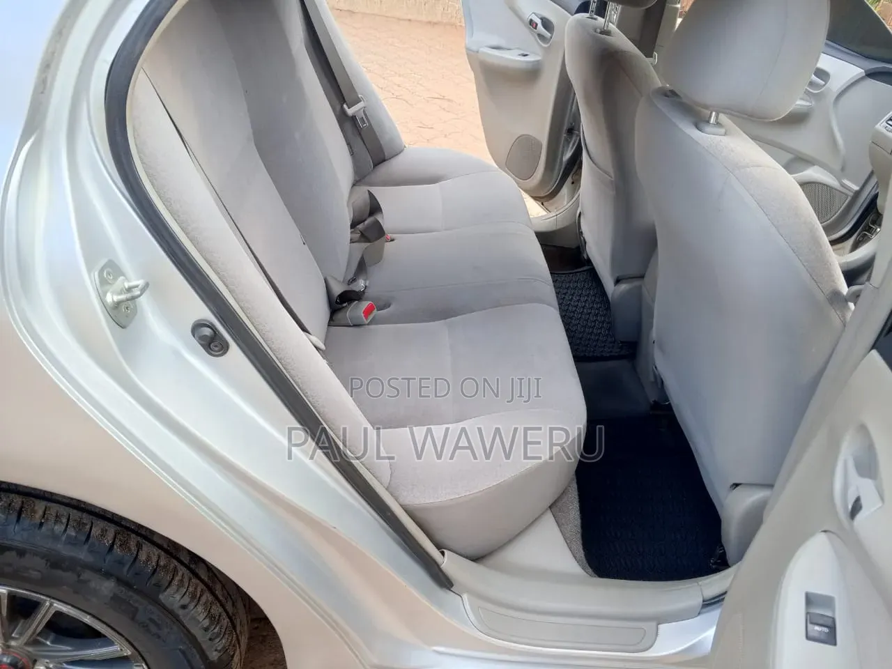 Toyota Axio 2010 Silver