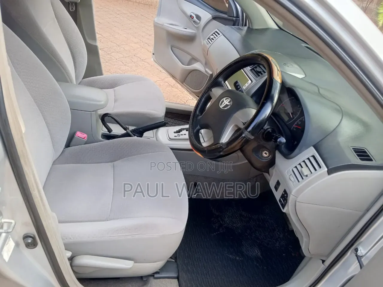 Toyota Axio 2010 Silver
