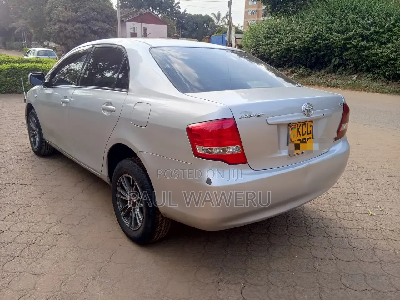 Toyota Axio 2010 Silver
