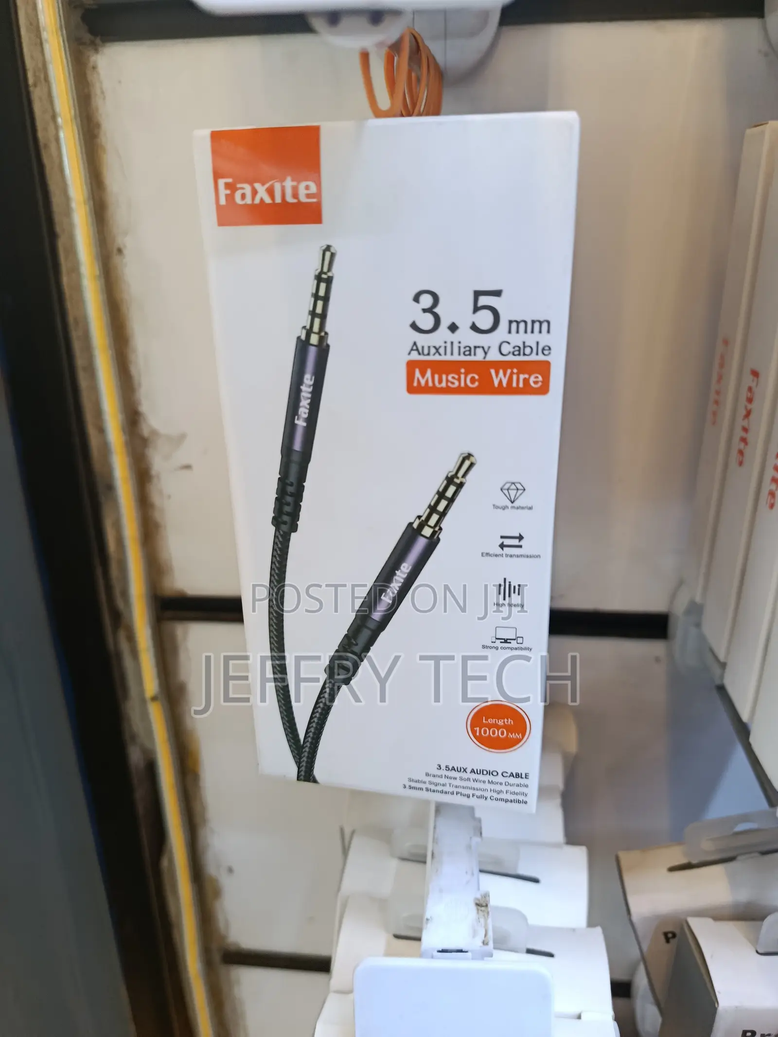 3.5mm Male to Male Audio Cable 1.5 Ft,4 Pole Hi-Fi Stereo 3.5mm Aux Ca