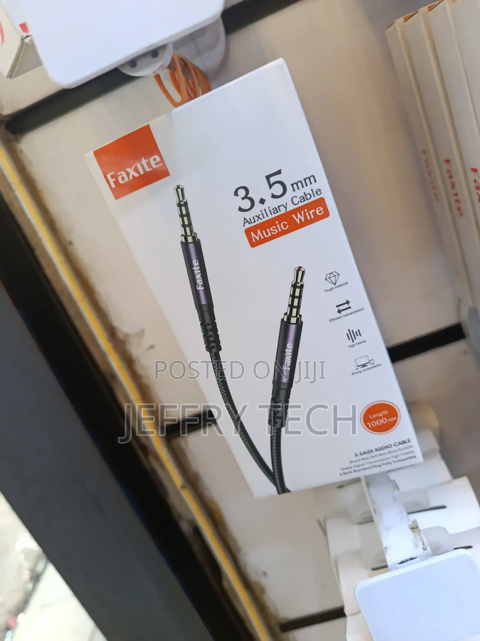 3.5mm Male to Male Audio Cable 1.5 Ft,4 Pole Hi-Fi Stereo 3.5mm Aux Ca
