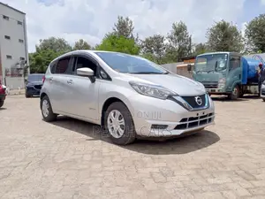 Nissan Note 2018 Silver