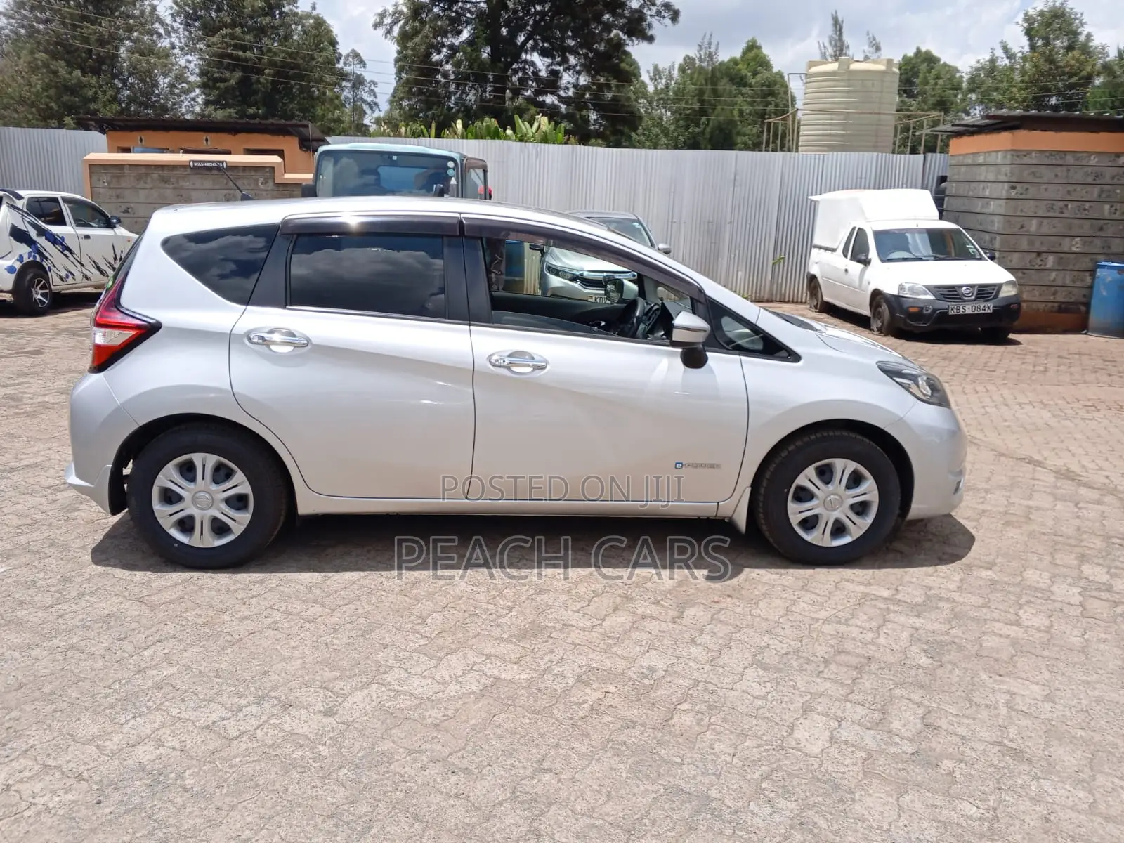 Nissan Note 2018 Silver