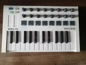 Arturia Minilab Mk2 With Analog Lab Powerful Portable Controller