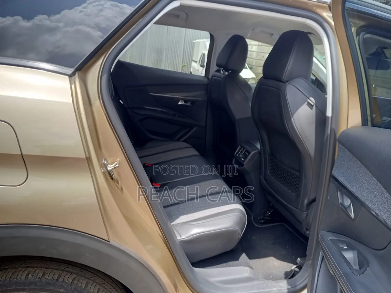 Peugeot 3008 2018 Gold