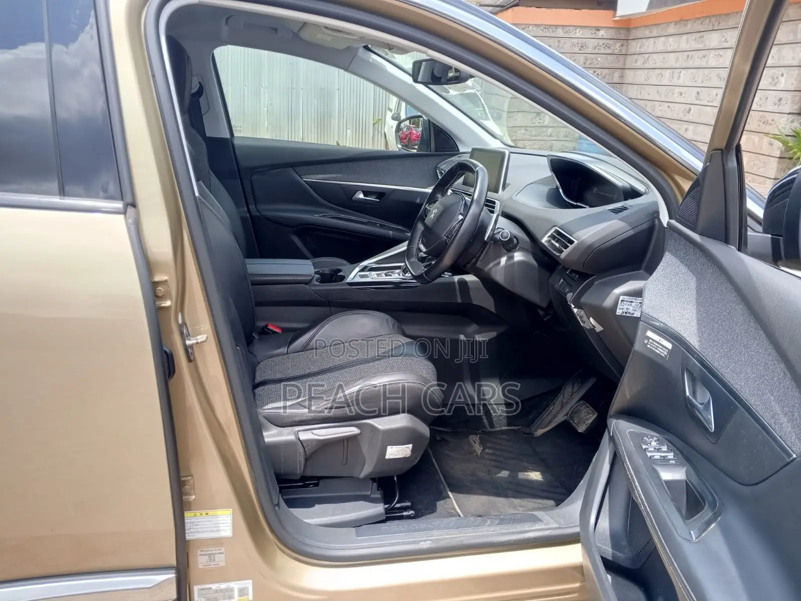 Peugeot 3008 2018 Gold