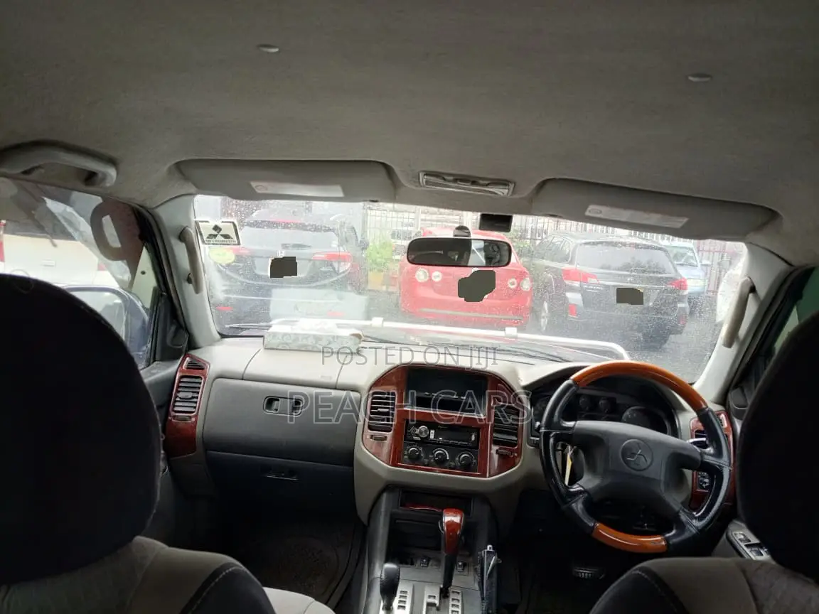 Mitsubishi Pajero 2003 Blue