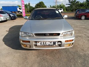 Subaru Impreza 2000 Silver