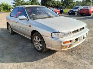 Subaru Impreza 2000 Silver