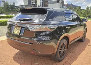 Toyota Harrier 2.0 2014