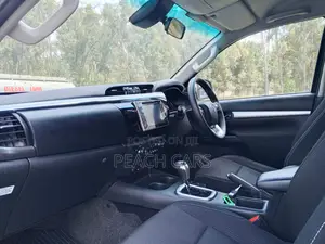 Toyota Hilux 2018 Gray
