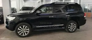 Toyota Land Cruiser 2022 Black