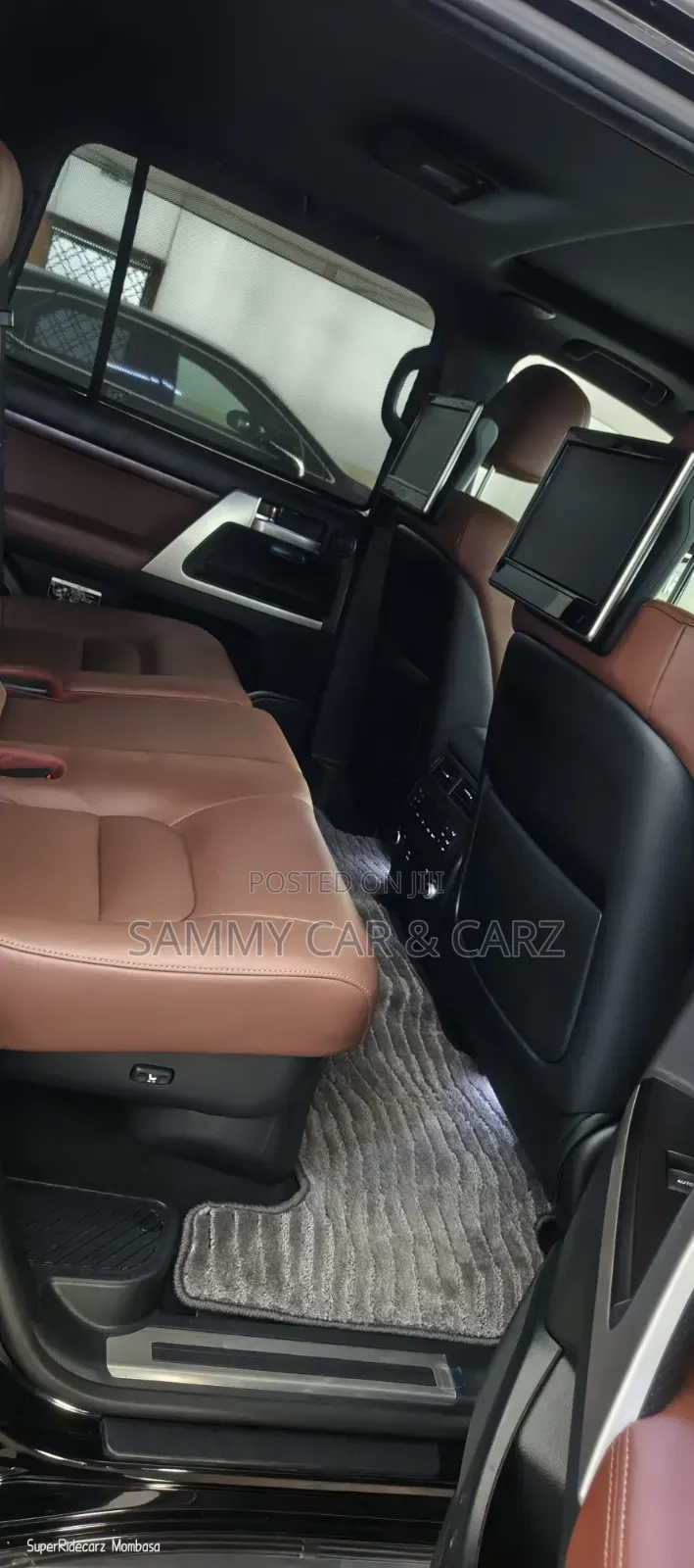Toyota Land Cruiser 2022 Black