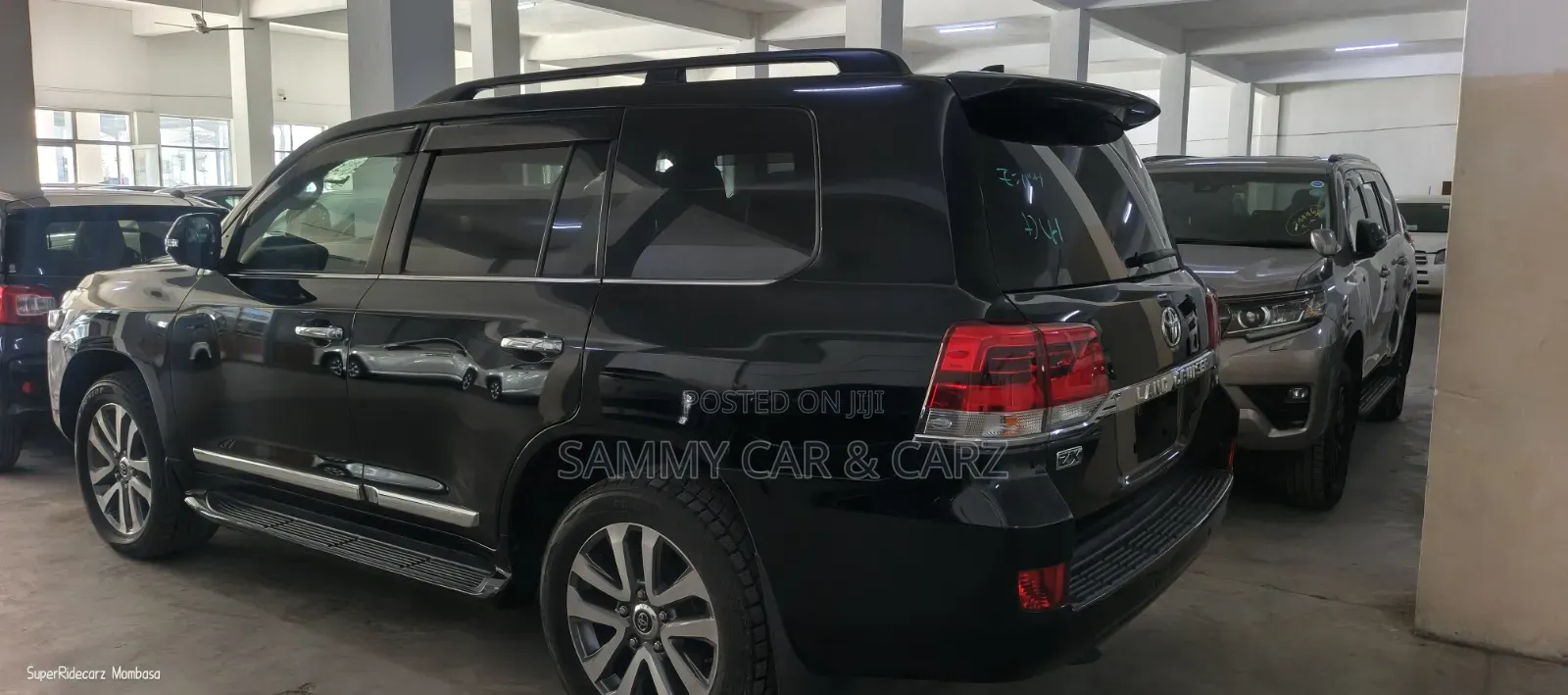 Toyota Land Cruiser 2022 Black