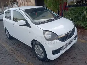 Daihatsu Mira 2015 White