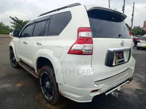 Toyota Land Cruiser Prado 2009 White