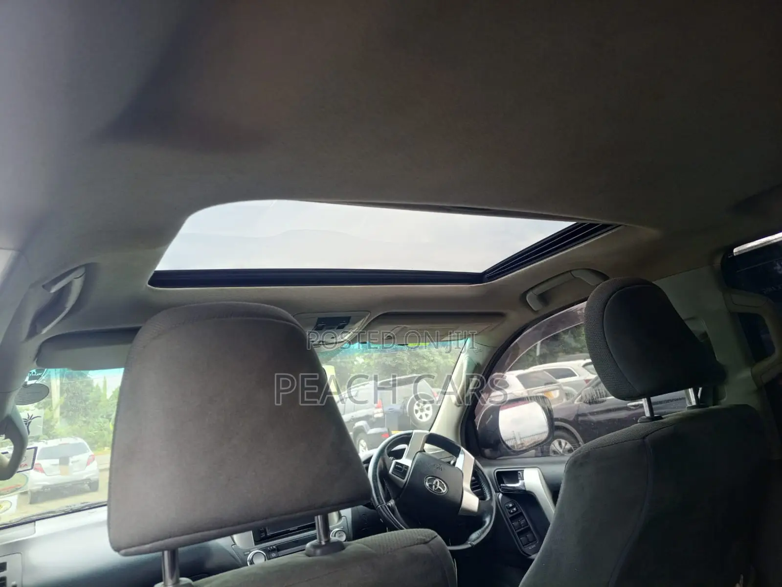 Toyota Land Cruiser Prado 2009 White