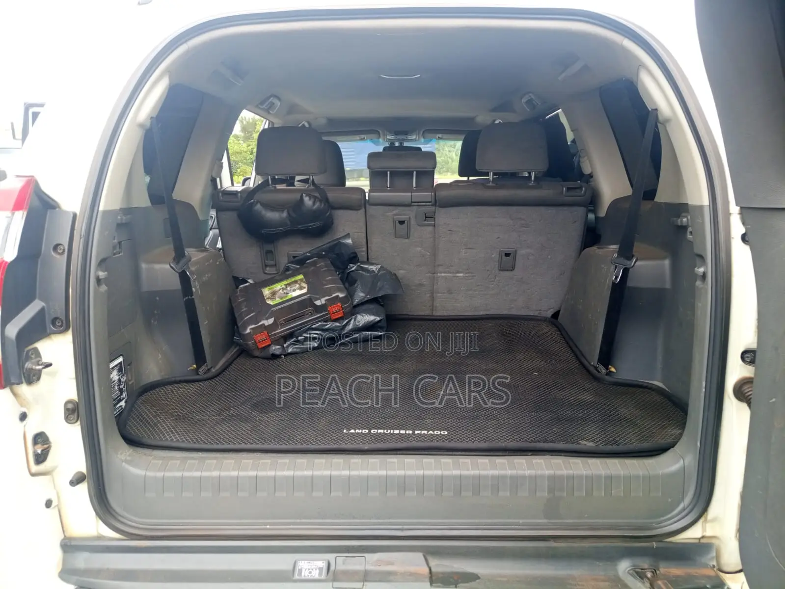 Toyota Land Cruiser Prado 2009 White